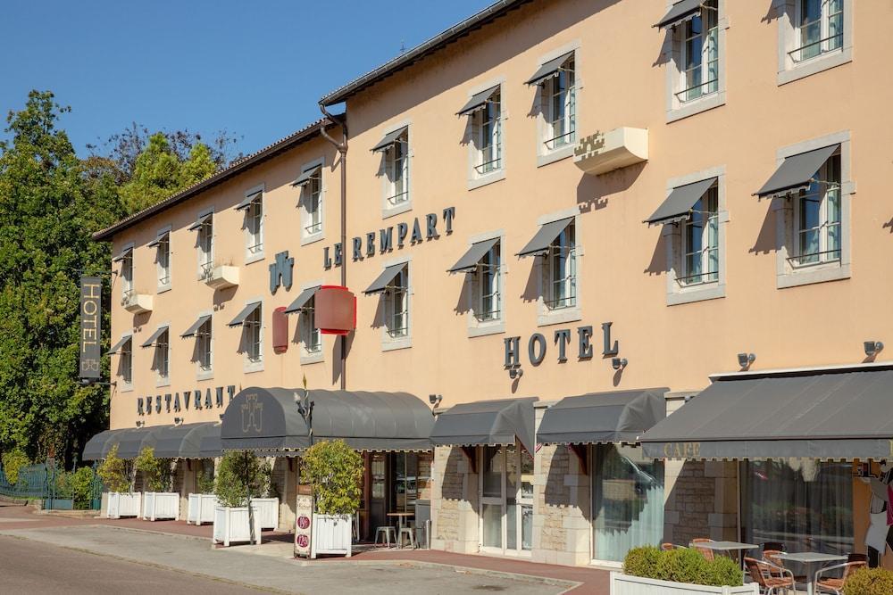 Hotel Le Rempart Tournus Bagian luar foto